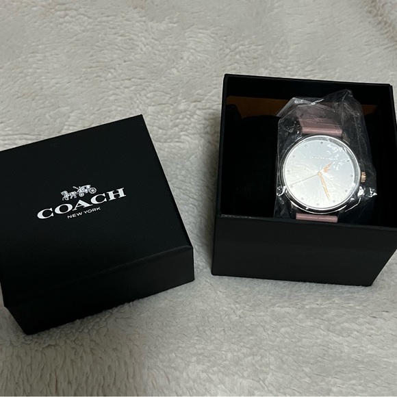 Coach Silver Watch - Picture 1 of 3